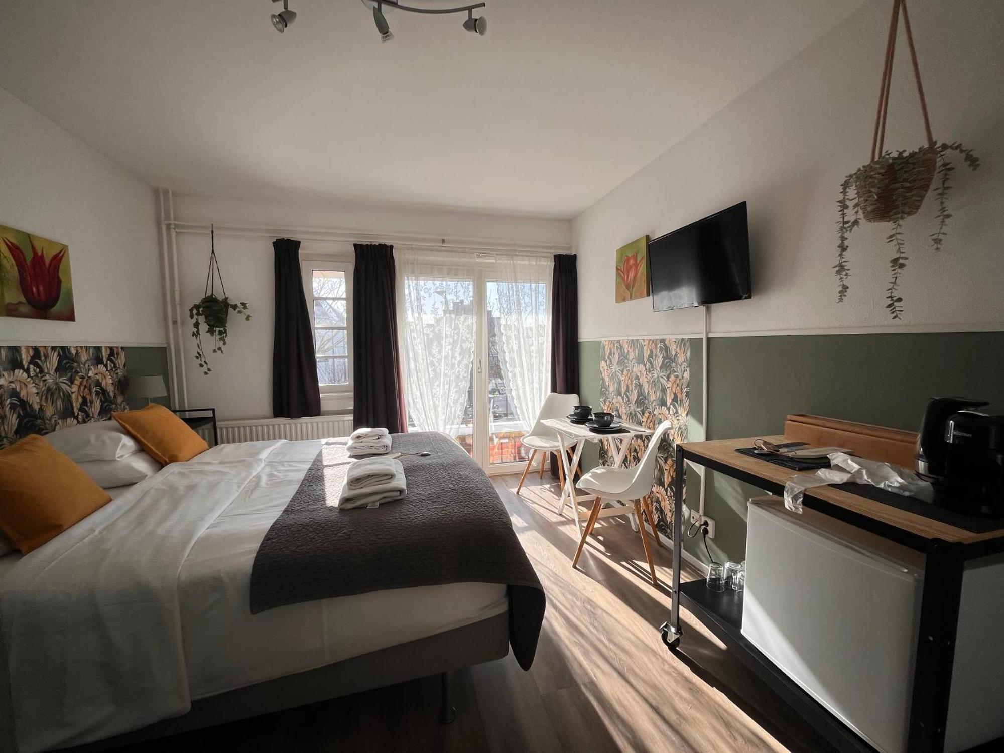 Bed & Breakfast Hotel ザントフォールト エクステリア 写真